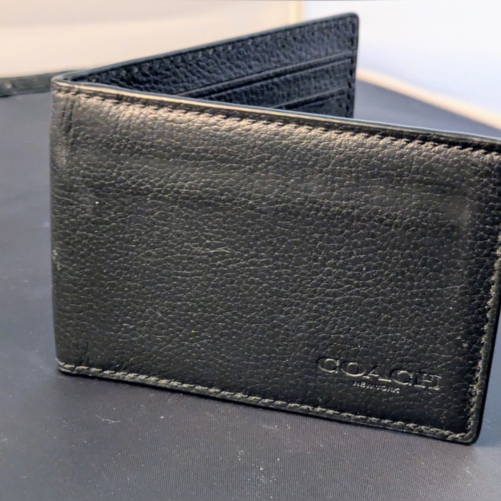 Coach Black Leather Minimalist Wallet Men’s Card Holder with ID Window Authentic